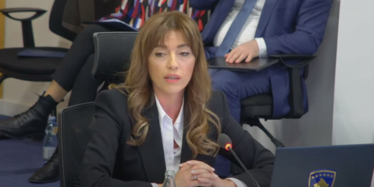 Haxhiu për vrasjen e grave: Duhen dënime rigoroze për dhunuesit