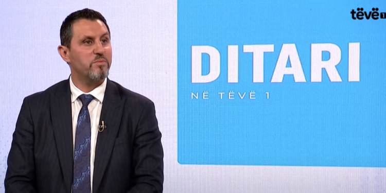 “Rasti i sotëm është alarm”, Hoxha thotë se pjesëtarët e UÇK-së duhet të shmangin rrugët për Serbi