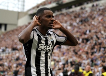 Barcelona interesohet për sulmuesin Isak