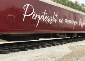 Shënohet 25 vjetori i dëbimit të shqiptarëve të Kosovës nga regjimi serb