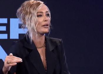 Anita Haradinaj: Më kryqëzuat për kryqin që e mbaj, sot po agjëroj