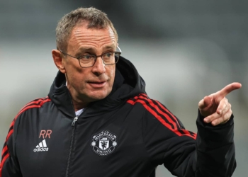 Rangnick konfirmon bisedimet me Bayernin