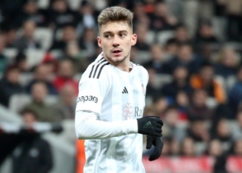 Muçi drejt transferimit në Premier League