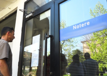 Noterët ia bëjnë vetes sot pushim, ankohen qytetarët