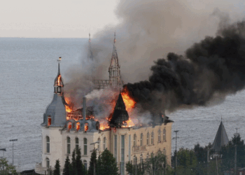 Pesë persona të vrarë nga sulmi rus në Odesa