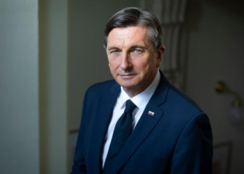 Pahor: Dua të zëvendësoj Lajçakun për dialogun Kosovë-Serbi