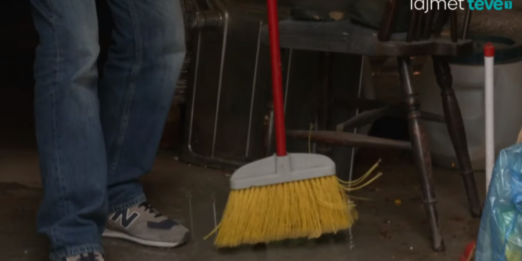 Qytetarit i depërton uji brenda shtëpisë nga punimet, Komuna pritet të dal me konstatime