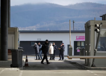 Serbët “jobesnikë” nga Kosova që “shkelin” rendin kushtetues të Serbisë