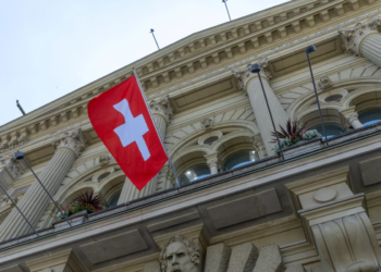 Zvicra do të organizojë konferencë ndërkombëtare për paqe në Ukrainë