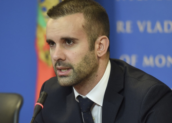 Kryeministri i Malit të Zi, thotë se s’do të ketë ç’njohje të shtetit të Kosovës