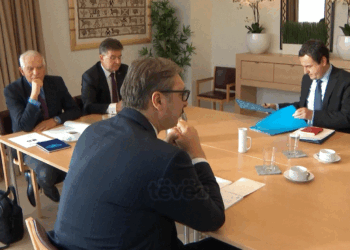 Politologët i quajnë propagandë sjelljet e Serbisë për lobimin kundër Kosovës në KiE