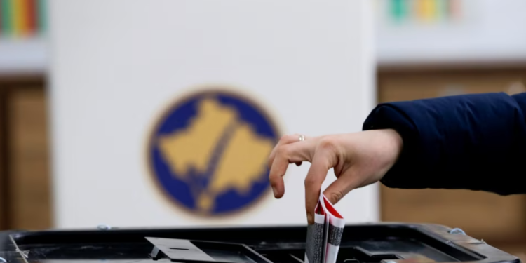 Sot votohet për largimin e kryetarëve në veri