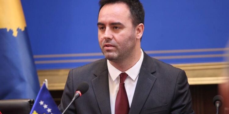 Konjufca uron Afrim Gashin pasi u zgjodh kryekuvendar në Maqedoni të Veriut