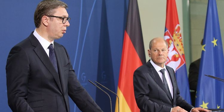 Vuçiq dhe Scholz bisedojnë për Asociacionin