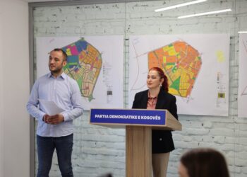 PDK në Prishtinë: Me planin e Kalabrisë po provohet të përsëritet Badoci