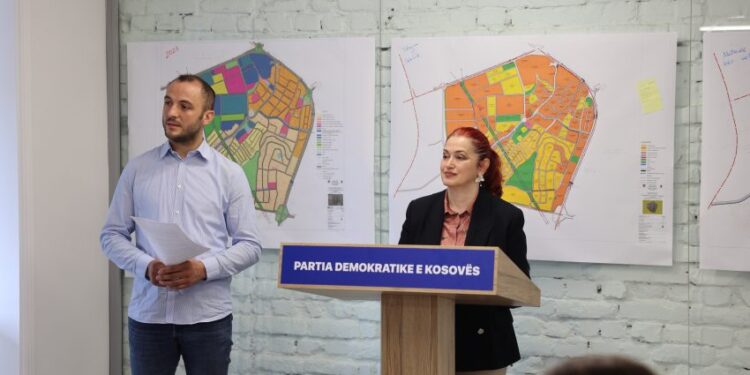 PDK në Prishtinë: Me planin e Kalabrisë po provohet të përsëritet Badoci