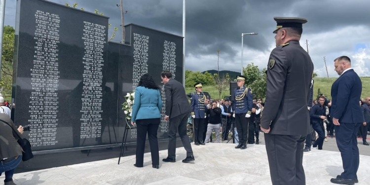 Krerët e shtetit kërkojnë drejtësi për 116 civilët e vrarë në masakrën e Studimes