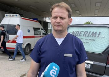 Një nga të plagosurit në Pejë në gjendje shumë të rëndë-flasin nga QKUK