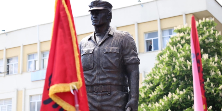 Përurohet shtatorja e Tahir Sinanit në Bajram Curr