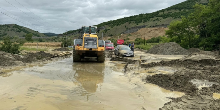 Durmishi thotë se po punohet që rruga në Kishnicë ta hapet për qarkullim