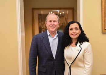 Osmani: Kënaqësi që takova lajmëtarin e pavarësisë së Kosovës, presidentin Bush