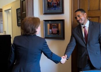Fuqizimi i partneritetit Kosovë-SHBA, Gërvalla takon kongresistin Torres