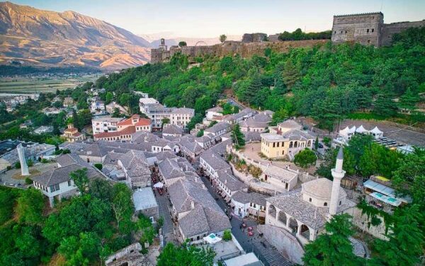 Media britanike: Shqipëria mes vendeve të mahnitshme për zbulime kulturore