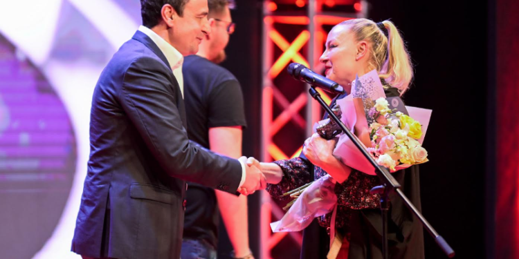 Kurti ndau çmimin “Best Play” për shfaqjen “Muhammad Ali, the one and only” në PITF 2024