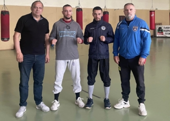 Boksierët Shpetim dhe Bashkim Bajoku në kamp, për turneun kualifikues olimpik