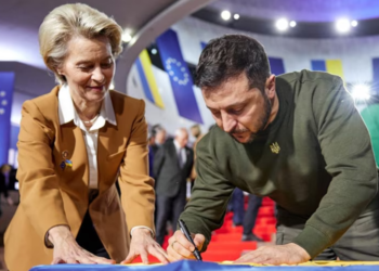 Raportohet se BE-ja do të arrijë pajtueshmëri për garancitë e sigurisë për Ukrainën