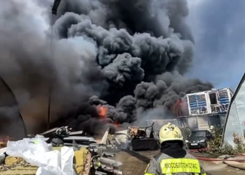 Zjarr i madh në lindje të Moskës