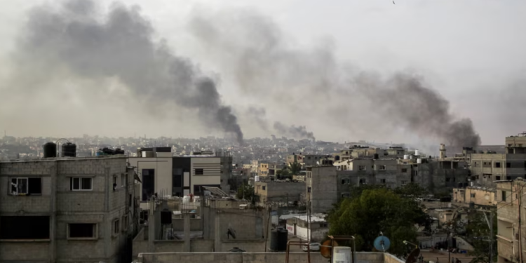 Të paktën 12 të vrarë nga sulmet izraelite në Gazë