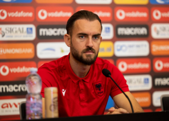 Cikalleshi tërhiqet nga Shqipëria