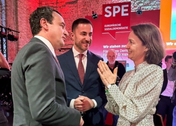 Kurti nga Berlini: Përkushtimi ynë për demokracinë sociale dhe respekti për çdo qytetar na udhëzon në të gjithë Evropën