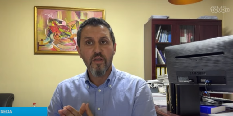 Hoxha: Kuvendi Komunal i Mitrovicës së Veriut nuk do t`a ketë fuqinë për hapjen apo mbylljen e Urës së Ibrit