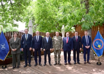 Ulutash takon ambasadorët e QUINT-it, Turqisë dhe BE-së, flasin për sigurinë në Kosovë