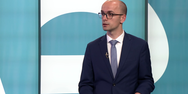 Ahmeti: Kosova duhet të anëtarësohet në KiE sepse e meriton, jo duke bërë pazare