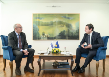 Kurti u takua me shefin e OSBE-së, e falënderon për mbështetjen