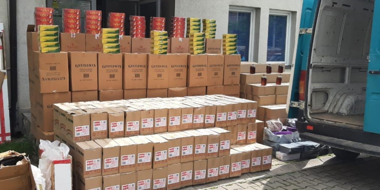 Policia dhe Dogana e Kosovës konfiskojnë mall të kontrabanduar në vlerë 30 mijë euro