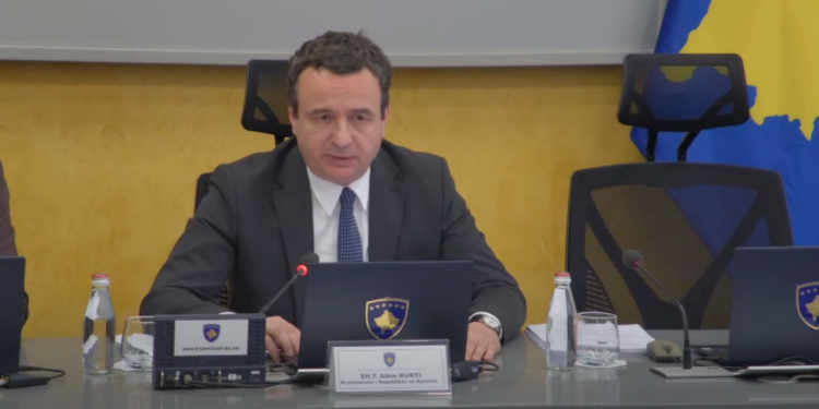 Kurti: Nuk e pranojmë kushtëzimin për anëtarësim në KiE me Asociacionin