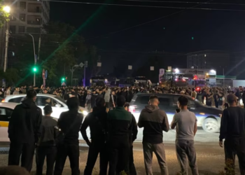 Katër të arrestuar, dhjetëra të plagosur nga dhuna kundër të huajve në Bishkek