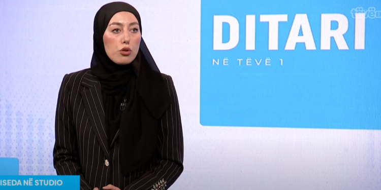 Lahu: Rama duhet të ishte në shërbim të qytetarëve, Prishtina ka probleme të kamotshme