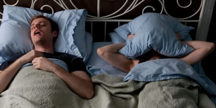 Gërhitja gjatë gjumit mund të jetë shenjë e kësaj sëmundjeje