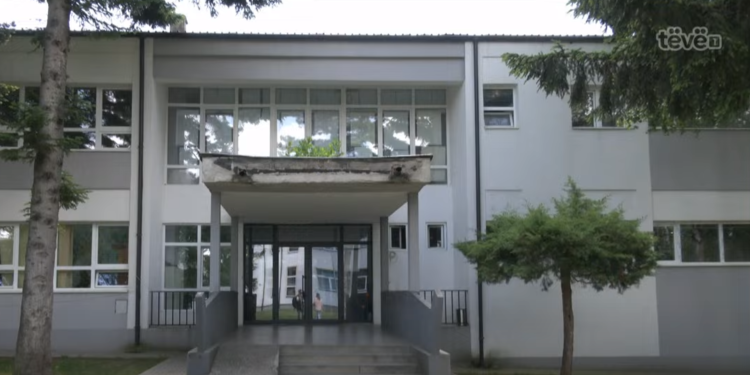 Si ndodhi sulmi ndaj drejtorit të shkollës në Gadime