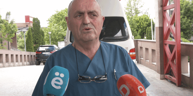 Çitaku: Polici i plagosur në Klinë është lëshuar për në shtëpi