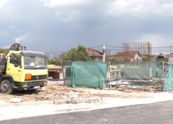 Nis rrënimi i objektit të xhamisë në Shkabaj, banorët kundërshtojnë