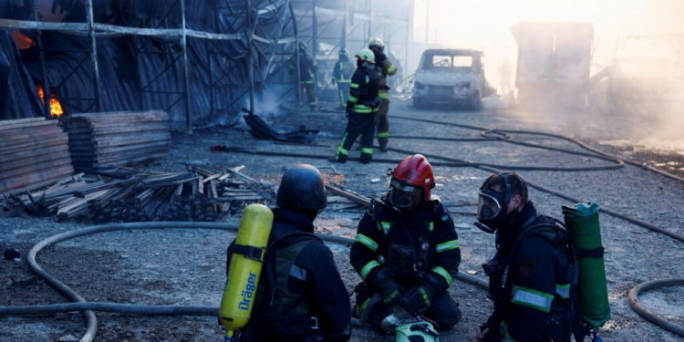 Të paktën 11 të vrarë nga sulmi rus në Harkiv