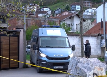 25 vjet burgim për të riun që e vrau nënën e tij në Pejë