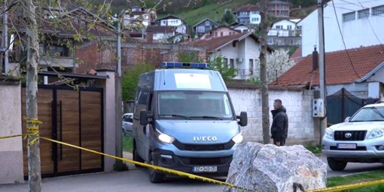 25 vjet burgim për të riun që e vrau nënën e tij në Pejë