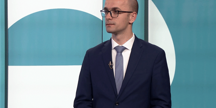 Ahmeti: Po lobojmë të jemi në agjendën e Këshillit të Ministrave, s’ka arsye për shtyrje